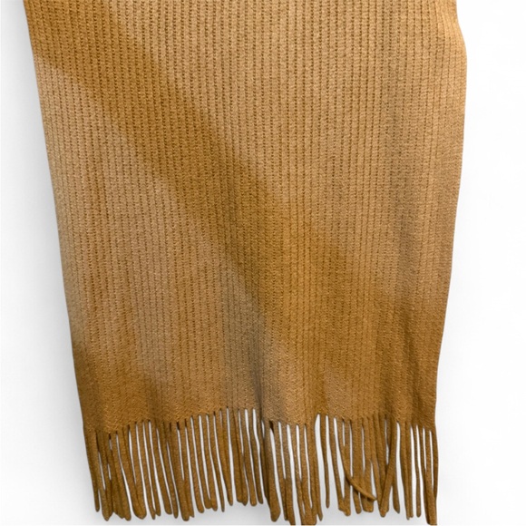 Tan Ribbed Knit Scarf / Wrap - Picture 5 of 5